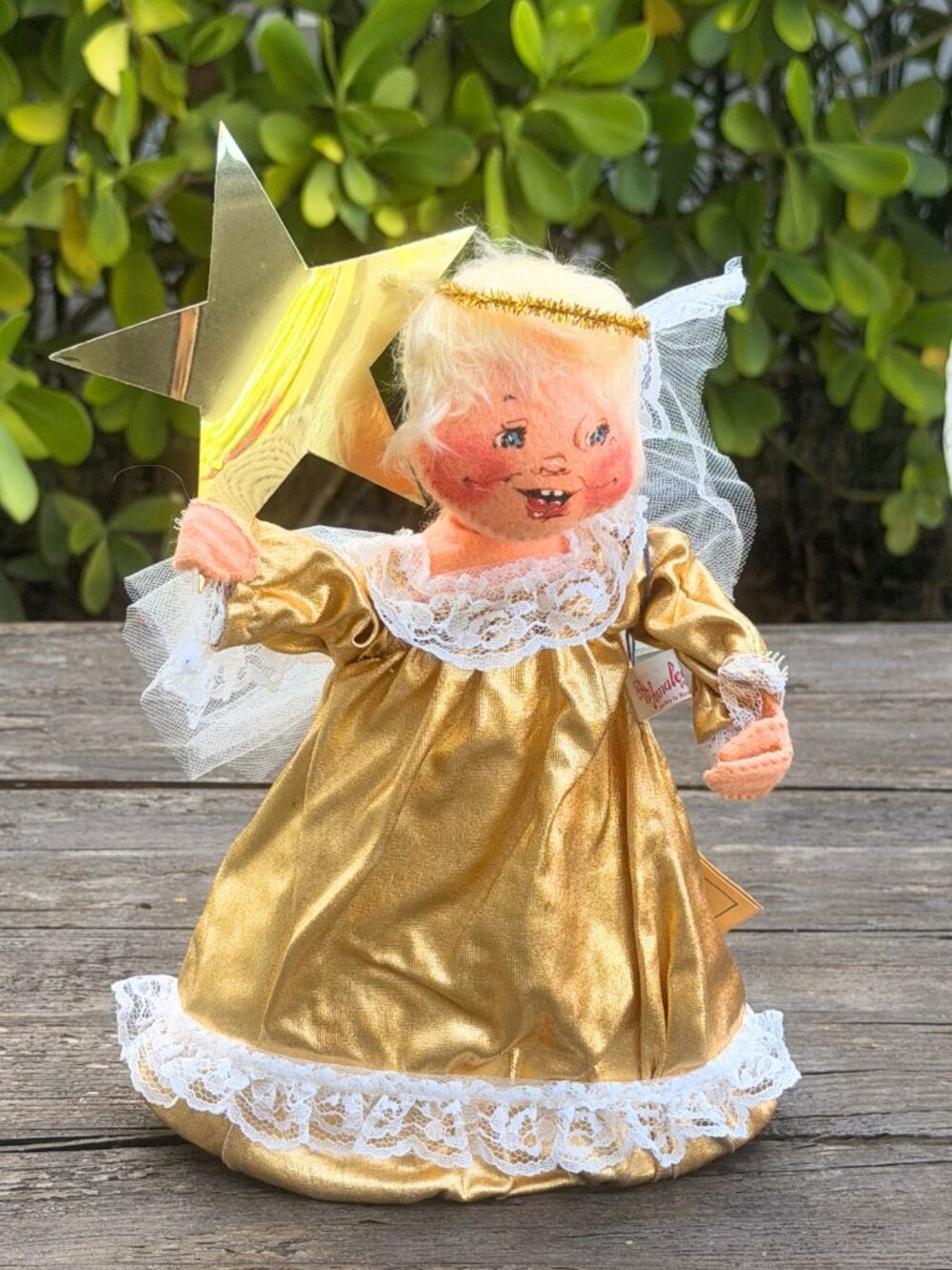 Vintage 1987 Annalee Christmas Tree Topper  Angel Holding A Star 10" with Tag